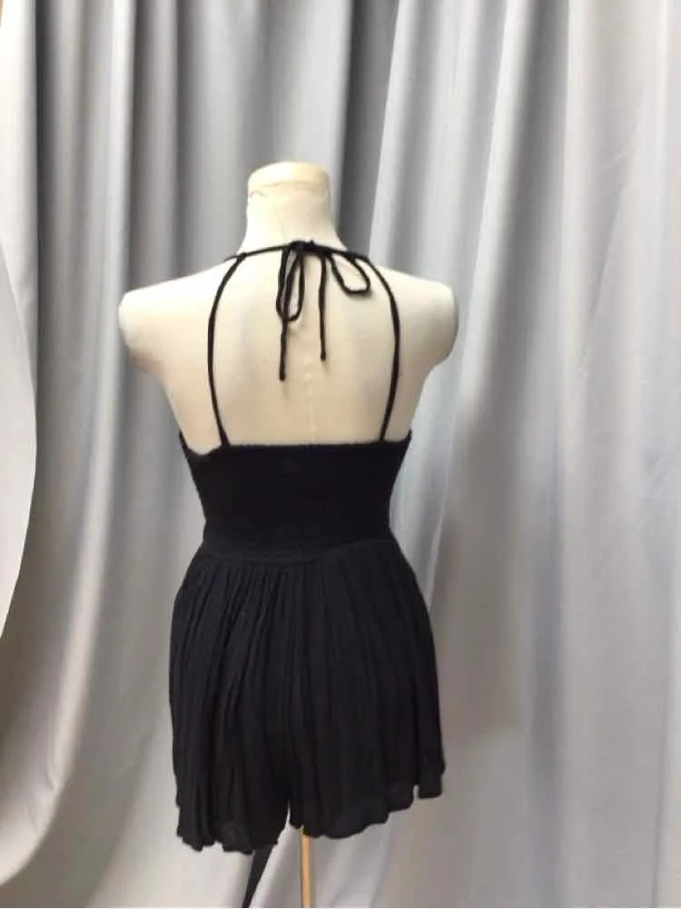 ABERCROMBIE & FITCH SIZE SMALL Ladies DRESS