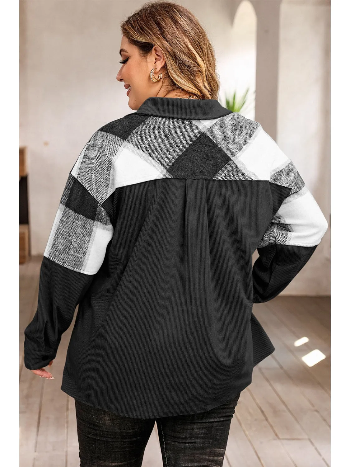 Plus Size Women Plaid Snap Down Jacket with Pockets